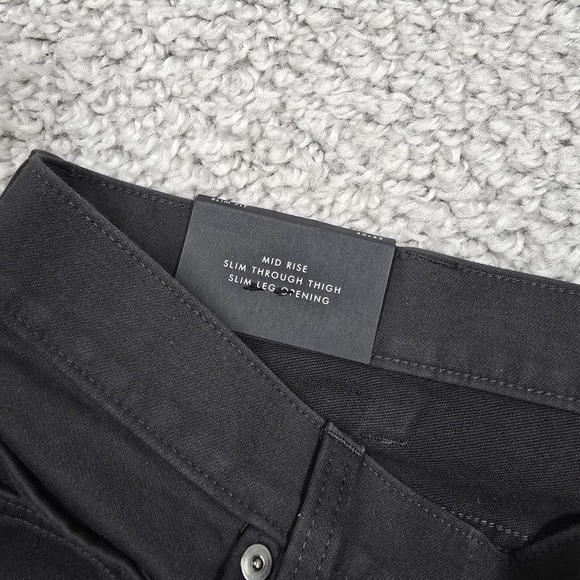 Banana Republic Traveler Jeans Mens 40x32 Black Slim Fit Straight Mid Rise Pants - Picture 4 of 13